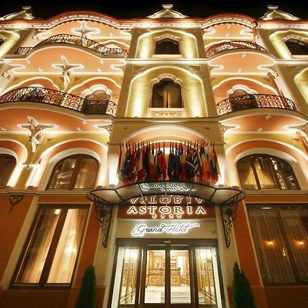 Astoria Grand Hotel Oradea Exterior foto