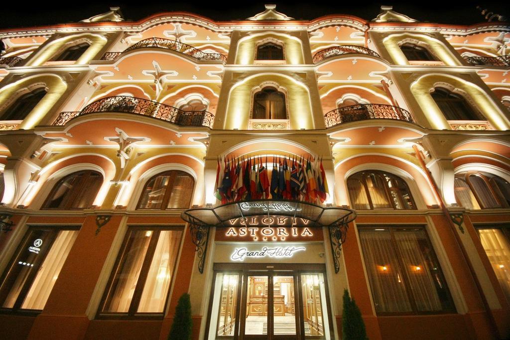 Astoria Grand Hotel Oradea Exterior foto